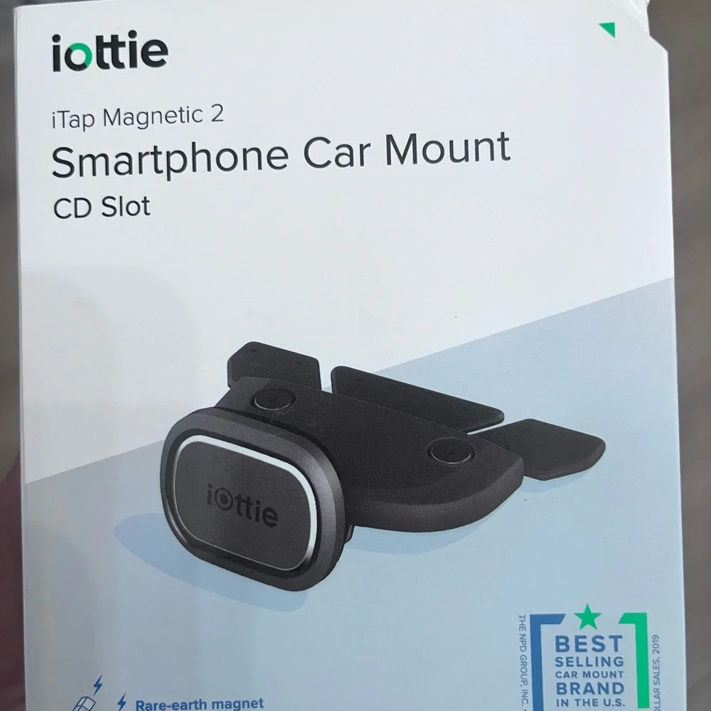 Black Smartphone Car Mount